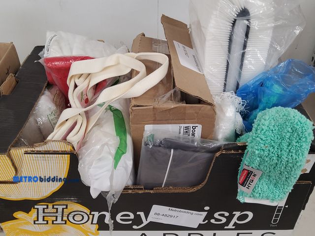 Lot 88-482917 - Lot of miscellaneous items