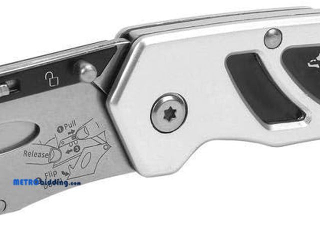 Lot 88-493756 - Husky Folding Sure-Grip Lock Back Utility Knife w/Single Disposable Blade Included