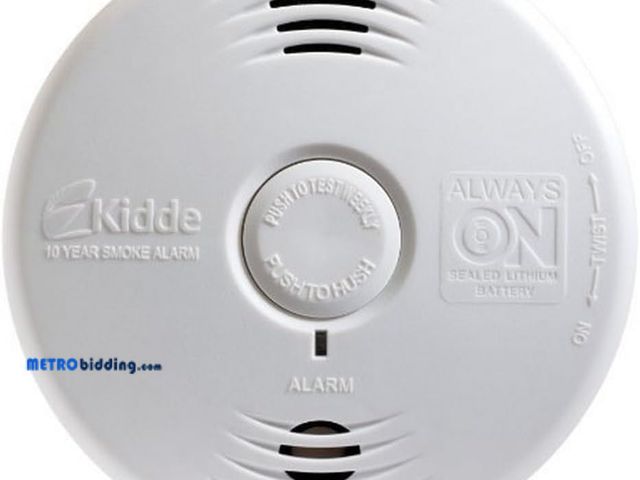 Lot 88-501354 - Kidde Smoke Detector, 10-Year Battery, Photoelectric Sensor Smoke Alarm, White