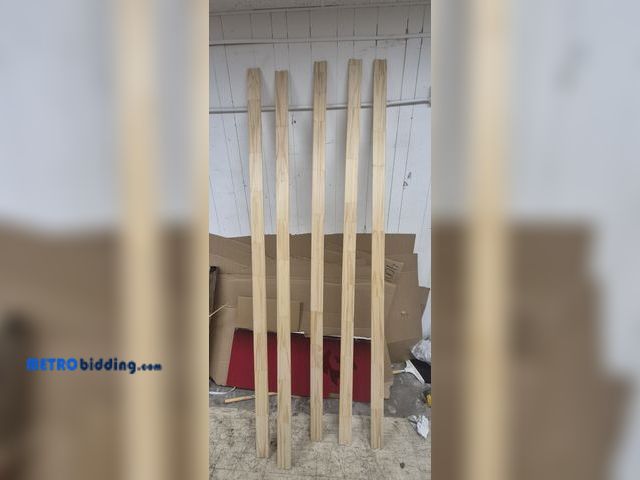 Lot 88-484292 - Lot of (5) 8 ft Wooden Frames