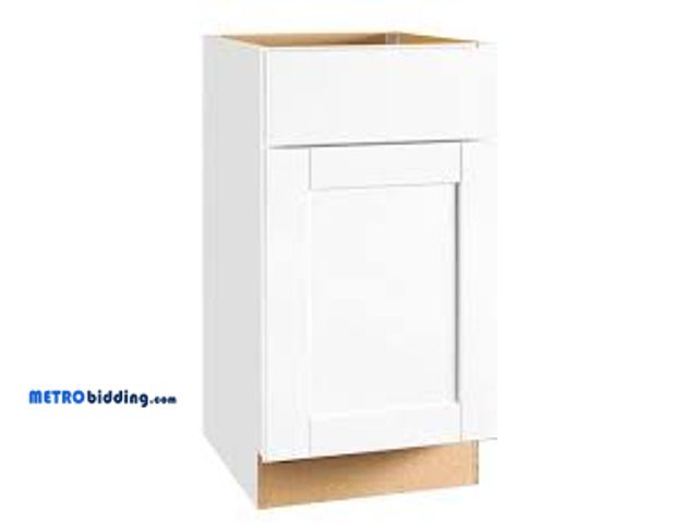 Lot 88-491340 - Hampton Bay Shaker 18 in. W x 24 in. D x 34.5 in. H Assembled Base Kitchen Cabinet in Satin White wi...