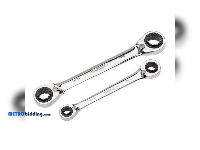 Lot 88-491756 - Husky SAE Quad Drive Ratcheting Wrench Set (2-Piece) HQRRW2PCSAE **3 pieces NOT 2**