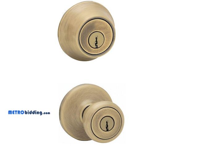 Lot 88-492425 - Kwikset Tylo Antique Brass Entry Door Knob and Single Cylinder Deadbolt Combo Pack Featuring SmartKe...