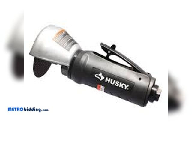 Lot 88-493749 - Husky 3 in. Cut-Off Tool H4210