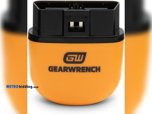 Lot 88-480415 - GEARWRENCH Everyday Diagnostic Tool Bluetooth OBDII Tester | GWSCAN
