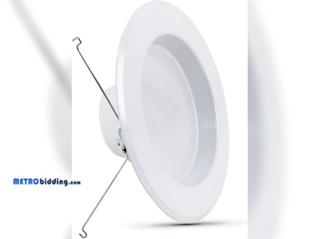 Lot 88-491359 - Feit Recessed Downlight Retrofit Kit 5-6 Inch 2700K 925 Lumen 6-Pack