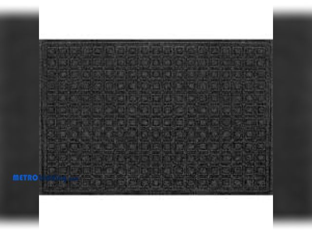 Lot 88-501313 - TrafficMaster Recycled Black 24 in. x 36 in. Fiber and Rubber Non-Slip Indoor Outdoor Commercial Doo...
