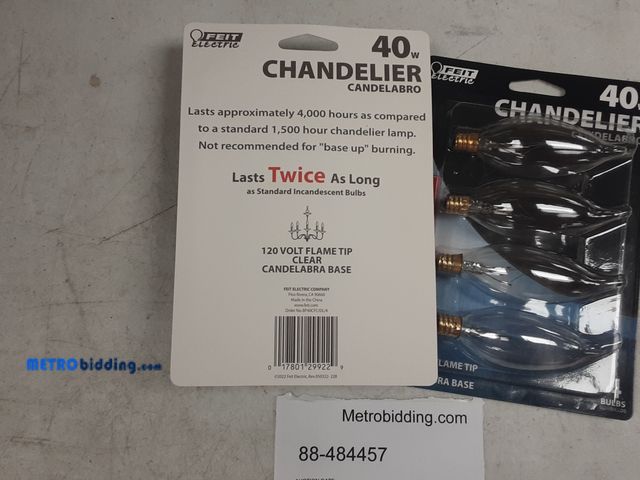 Lot 88-484457 - (2) 4 pack chandelier bulbs 40w