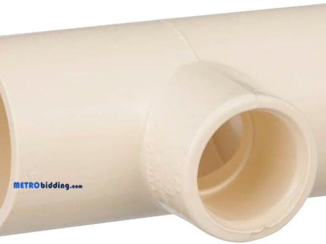 Lot 88-482506 - CHARLOTTE PIPE 3/4 CTS CPVC TEE HOT AND COLD WATER DISTRIBUTION