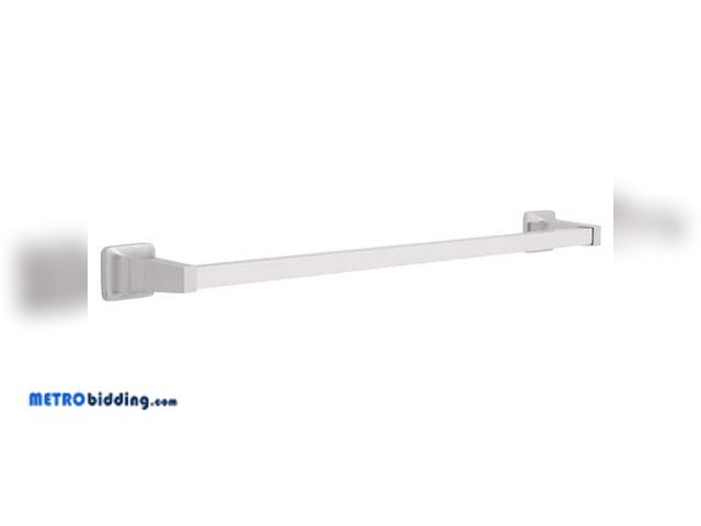 Lot 88-496171 - Franklin Brass Futura 24 in. Wall Mount Towel Bar Bath Hardware Accessory in Polished Chrome D2424PC
