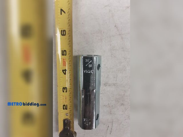 Lot 88-484556 - Shower valve socket wrench