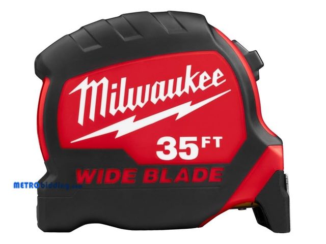 Lot 88-480048 - Milwaukee 35 ft. Wide Blade Premium Tape Measure (48-22-0235)