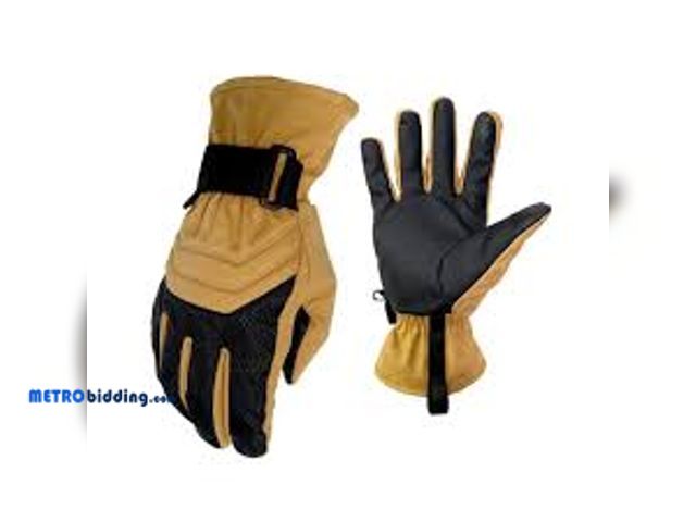 Lot 88-501369 - FIRM GRIP Large Winter Water-Resistant Duck Canvas Outdoor and Work Gloves