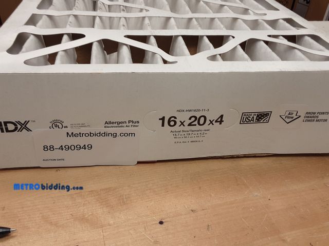 Lot 88-490949 - HDX 16x20x4 Air Filter, Household Allergens, Pleated