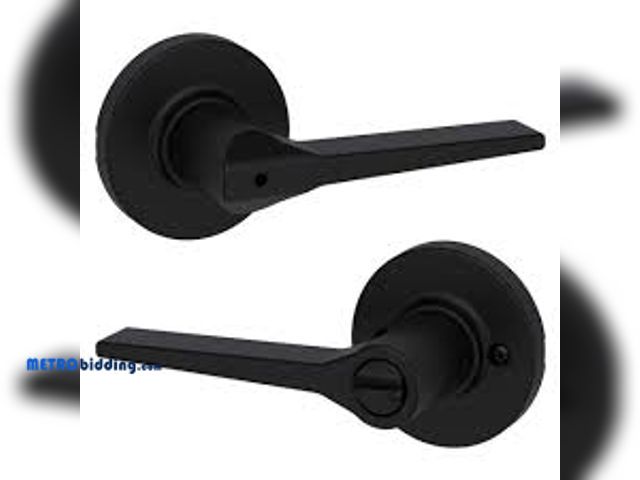 Lot 88-492705 - Kwikset Hollis Round Rose Matte Black Privacy Bed/Bath Door Handle 300HSL RDT 514