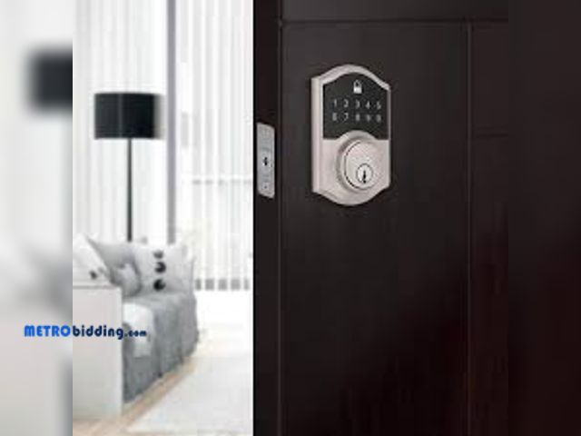 Lot 88-480748 - Reviews for Defiant Castle Satin Nickel Compact Touch Electronic Single Cylinder Deadbolt