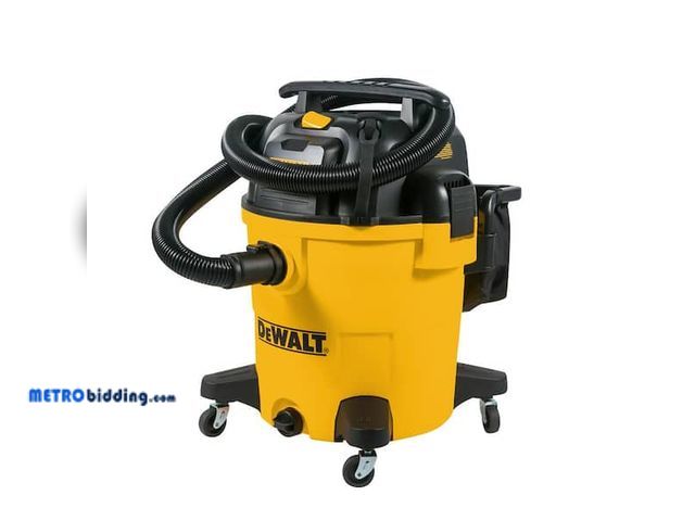 Lot 88-484391 - DEWALT Stealthsonic Quiet 12-Gallon 5.5 HP Corded Wet/Dry Shop Vacuum