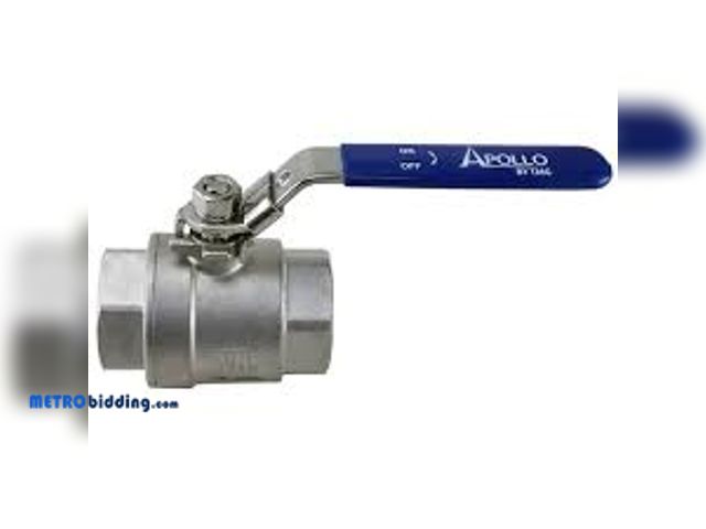 Lot 88-492942 - Apollo 1/2 in. x 1/2 in. Stainless Steel FNPT x FNPT 2-3/4 in. L Full-Port Ball Valve with Latch Loc...