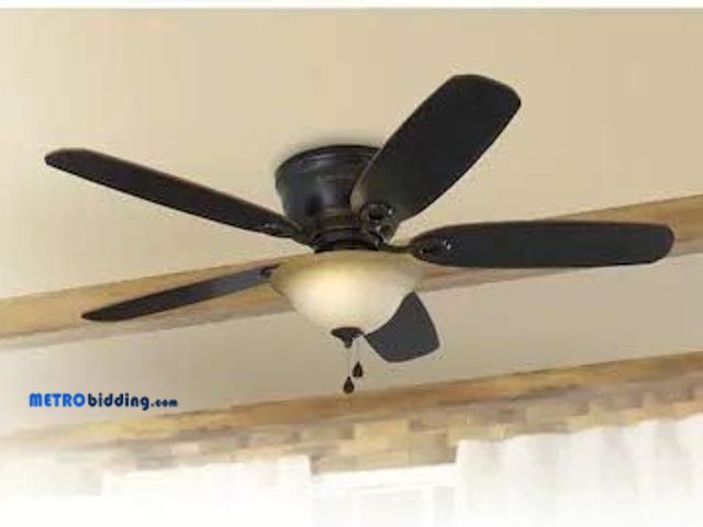 Lot 88-481443 - Harbor Breeze Lake Canton 52-in Oil-Rubbed Bronze LED Indoor Flush Mount Ceiling Fan with Light Kit ...