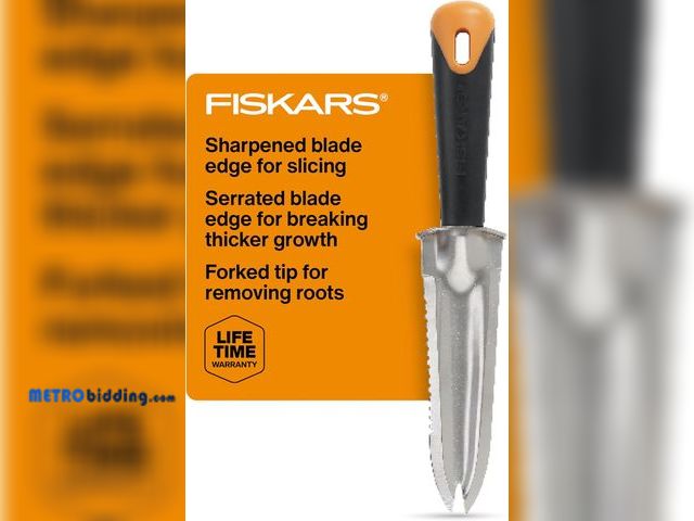 Lot 88-498148 - Fiskars Steel Garden Knife, Multi-Purpose Weed Puller Gardening Tool for Planting, Weeding, Digging,...