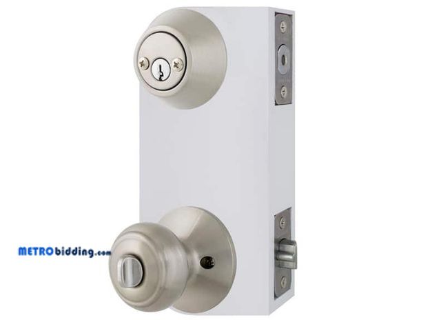 Lot 88-491856 - Defiant Hartford Satin Nickel Combo Pack with Double Cylinder Deadbolt 32BGX2D2B