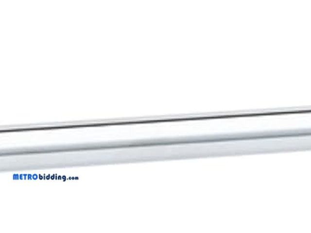 Lot 88-506152 - Delta Lyndall 18 in. Towel Bar in Chrome