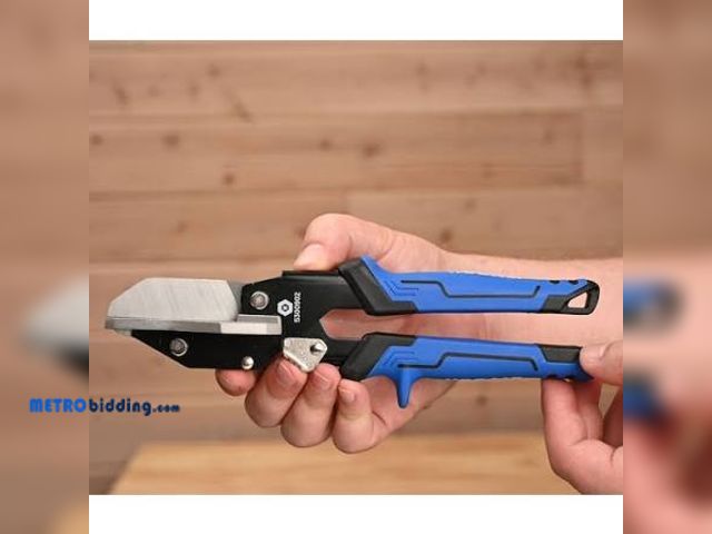 Lot 88-482426 - Kobalt Miter Stainless Steel Snips
