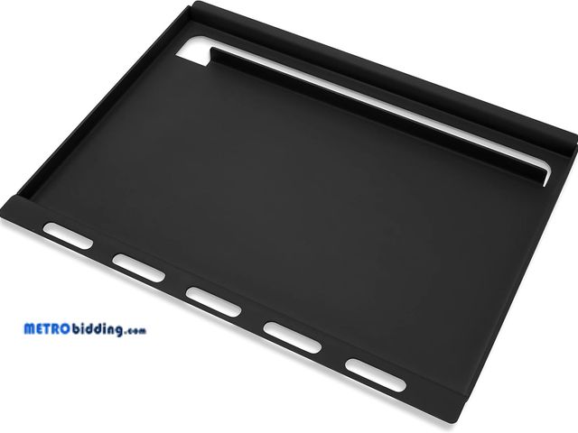 Lot 88-498099 - Weber 6787 Full Size Spirit 300 Series Griddle, Black