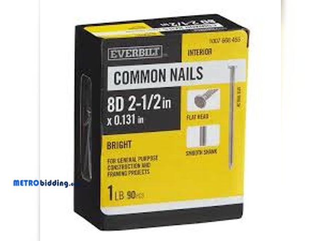 Lot 88-501435 - Everbilt 2-1/2 in. x 8D Bright Common Nails 1 lb. Open Box, Count Unknown