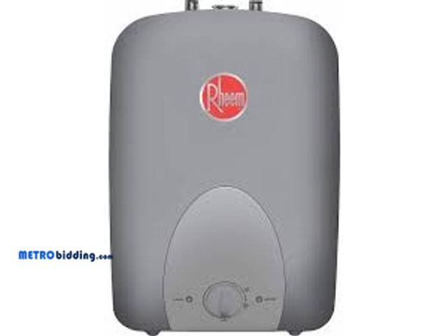 Lot 88-481146 - Rheem Performance 4 Gal. 120-Volt Plug-In MiniTank Point of Use Electric Water Heater