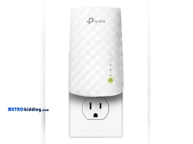 Lot 88-503479 - TP-Link WiFi Extender with Ethernet Port, Dual Band 5GHz/2.4GHz, Up to 44% More Bandwidth Than Singl...