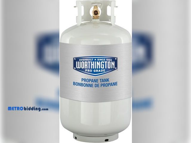Lot 88-498806 - Worthington 303954 30-Pound Steel Propane Cylinder With Type 1 With Overflow Prevention Device Valve