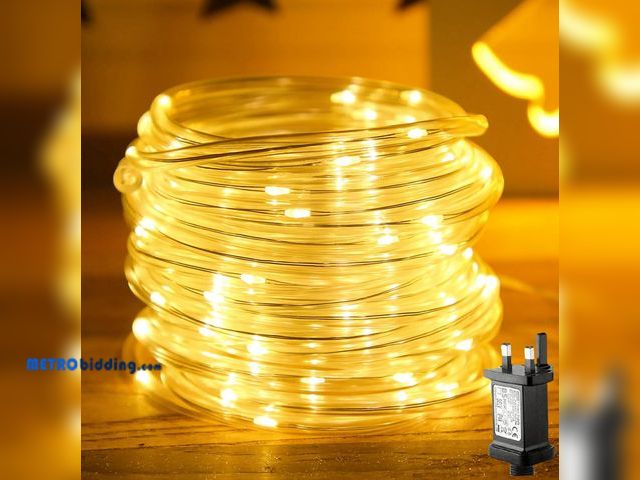 Lot 88-485016 - Utilitech Indoor/Outdoor Integrated LED Soft White Rope Light