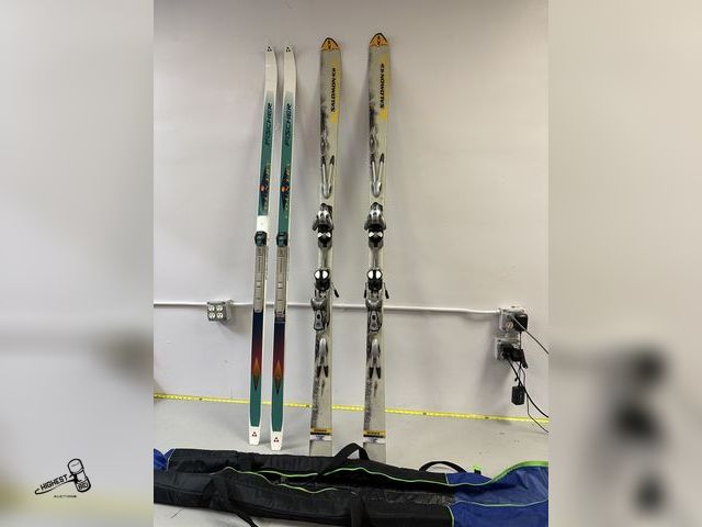 Lot 91-7088 - FISCHER CROSS COUNTRY SKIS 190CM WITH SALOMON SNS PROFIT BINDINGS AND SALOMON X SCREAM 9 SKIS 193CM ...