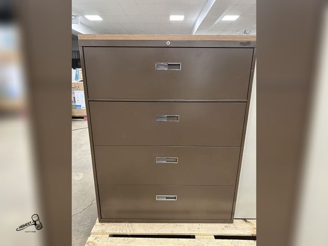 Lot 91-8286 - 4 DRAWER LATERAL HEAVY DUTY FILE CABINET - 53 1/2" TALL X 42" WIDE X 18" DEEP - GREAT TOOL BIN FOR L...