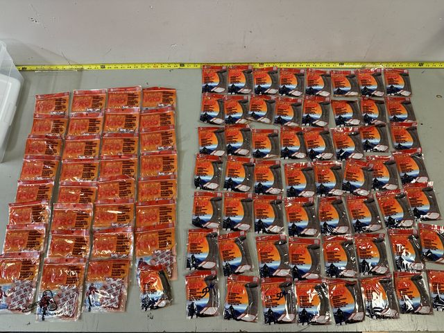 Lot 91-10464 - New HEAT PRO 31 PAIR OF HAND WARMERS &amp; 57 PAIR OF ADHESIVE TOE WARMERS
