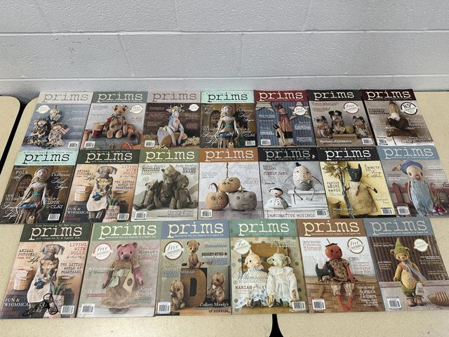 Lot 91-10363 - 20 PRIMS CRAFTING BOOKS