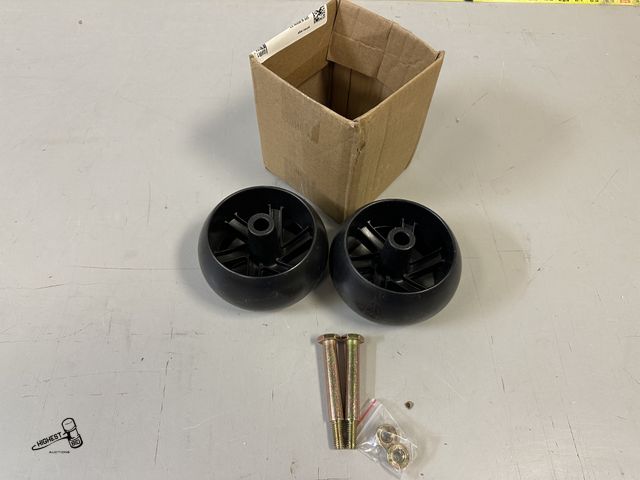 Lot 91-9339 - MOWER DECK WHEELS 5"T X 3"W