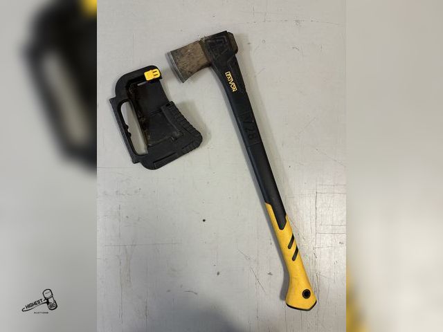 Lot 91-7080 - LEXIVON V28S SPLITTING AXE