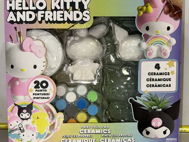 Lot 91-8413 - HELLO KITTY AND FRIENDS PAINT YOUR OWN CERAMICS - ONE KITTY WAS BROKEN IN PACKAGE NOW REMOVED
