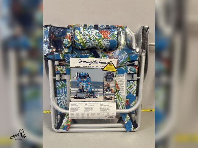 Lot 91-6273 - TOMMY BAHAMA BEACH CHAIR - TOMMY BAHAMA 5 POSITION CHAIR, INCLUDING LAY FLAT - ALUMINUM FRAME, OPEN ...