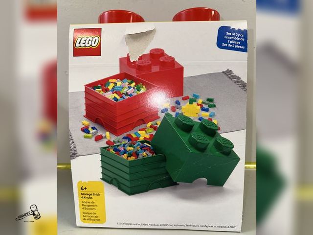 Lot 91-8423 - LEGO STORAGE BRICK 4 KNOBS - SET OF 2