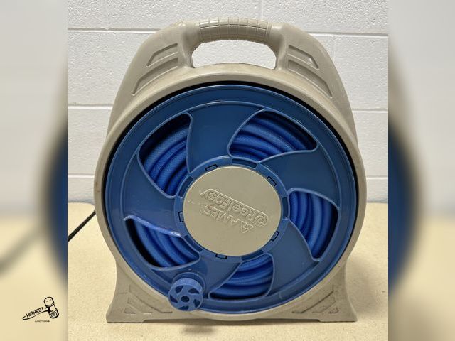 Lot 91-9497 - AMES REEL EASY GARDEN HOSE REEL WITH ABOUT 38 FEET OF BLUE HOSE