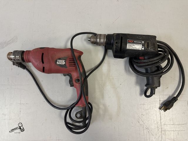 Lot 91-10105 - 2      1/2" ELECTRIC DRILLS