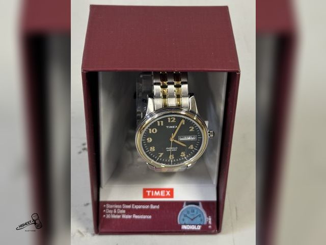 Lot 91-9632 - NEW GOLD AND SILVER TIMEX WATCH