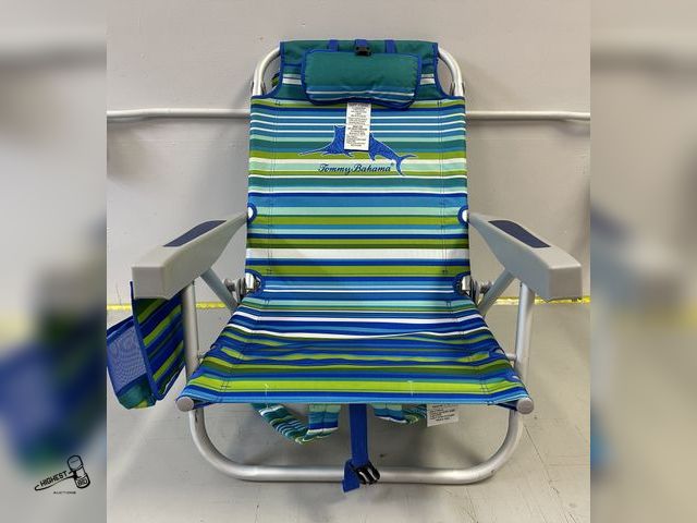 Lot 91-8836 - TOMMY BAHAMA CONVERTIBLE 5 POSITION BEACH CHAIR - TURNS TO A LOUNGER - Convenient Storage Pouches Up...
