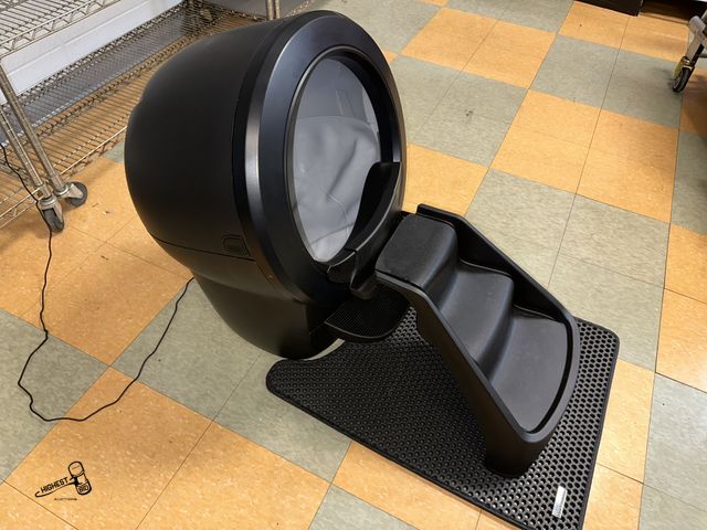 Lot 91-8519 - WHISKER LITER ROBOT 4 WITH STAIRS CONDITION IS LIKE NEW OPERATES AS IT SHOULD