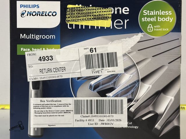 Lot 91-9538 - New MSRP$ 49.98 PHILIPS NORELCO MULTIGROOM ALL IN ONE TRIMMER - 20 PIECE SET
