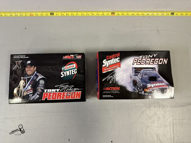 Lot 91-6204 - TONY PEDRAGON CARS - TONY PEDRAGON CASTROL SYNTEC 2001 1:24 SCALE MUSTANG FUNNY CAR - TONY PEDRAGON ...