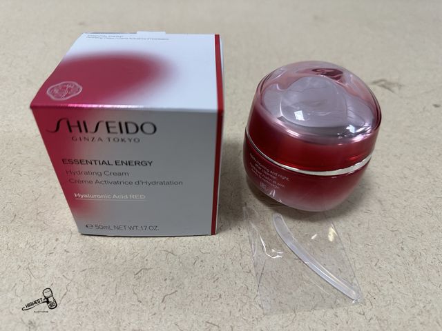 Lot 91-9815 - New MSRP $54.00 SHISEIDO Essential Energy Hydrating Cream 50ML